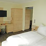 Restaurant Doppeladler 호텔 3*