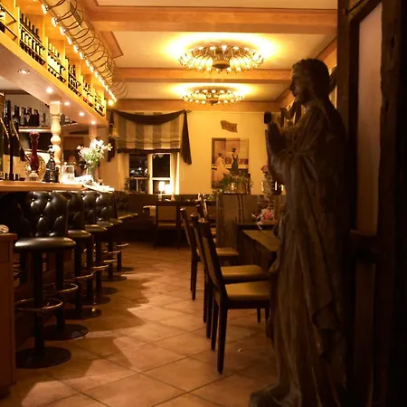 Restaurant Doppeladler Szálloda
