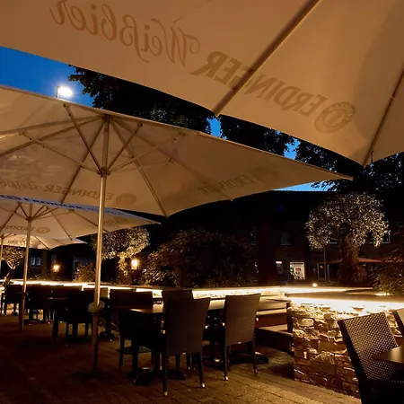 Restaurant Doppeladler Szálloda Rees
