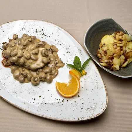 Restaurant Doppeladler Szálloda 3*