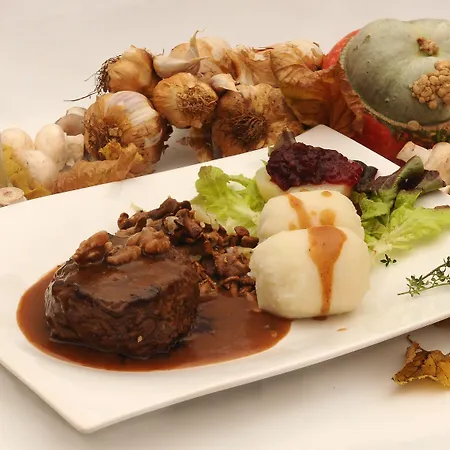 ホテル Restaurant Doppeladler