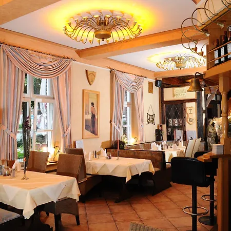 ホテル Restaurant Doppeladler