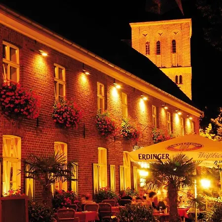 Restaurant Doppeladler Szálloda Rees