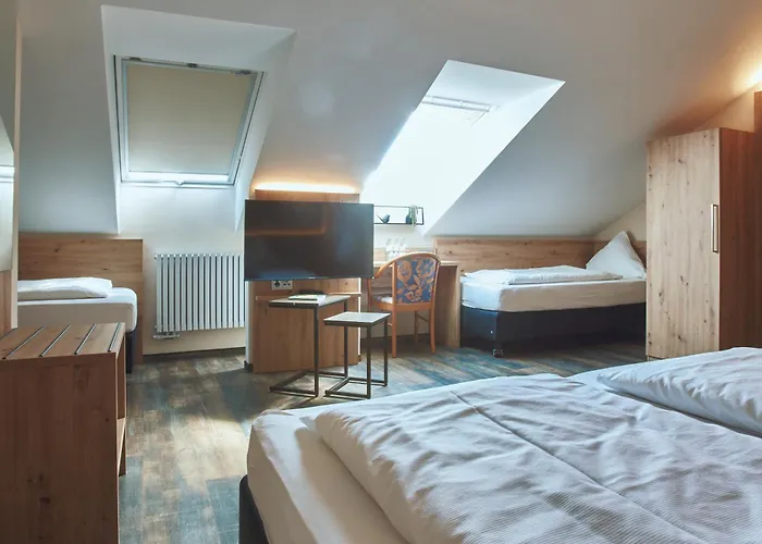 Restaurant Doppeladler 酒店 里斯