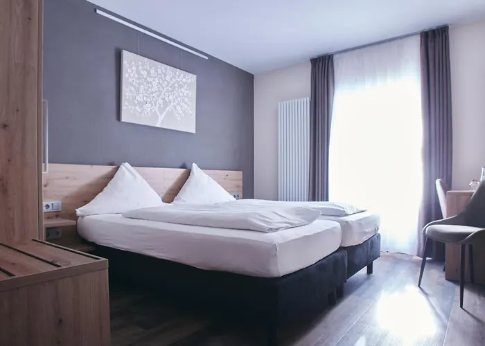 酒店 Restaurant Doppeladler 里斯