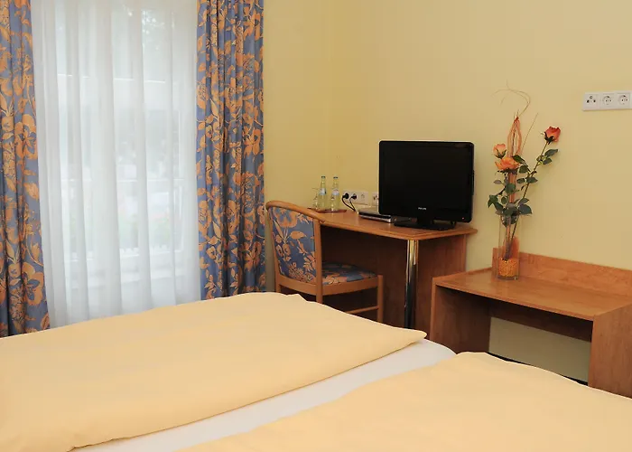 Restaurant Doppeladler 酒店 里斯